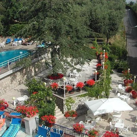Metropole 4* Sorrento