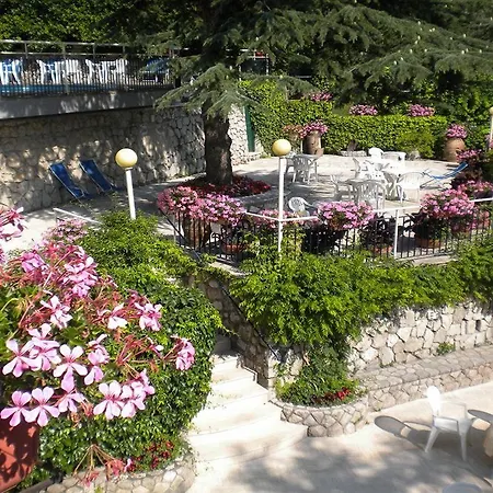 Metropole Hotel