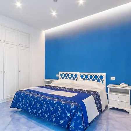 Metropole Hotel Península Sorrentina