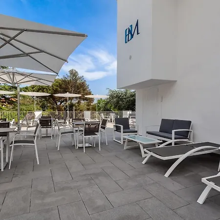 Metropole 4*