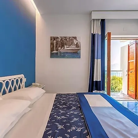 Metropole 4* سورينتو