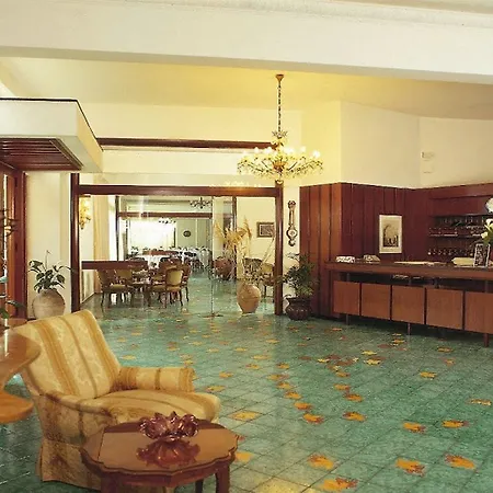 מלון Metropole סורנטו