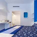 Metropole 4*