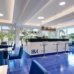 Metropole 4*