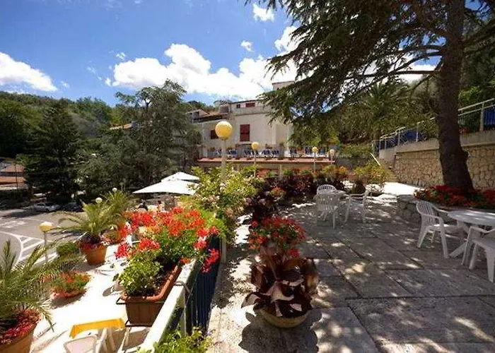 Metropole 4* Península Sorrentina