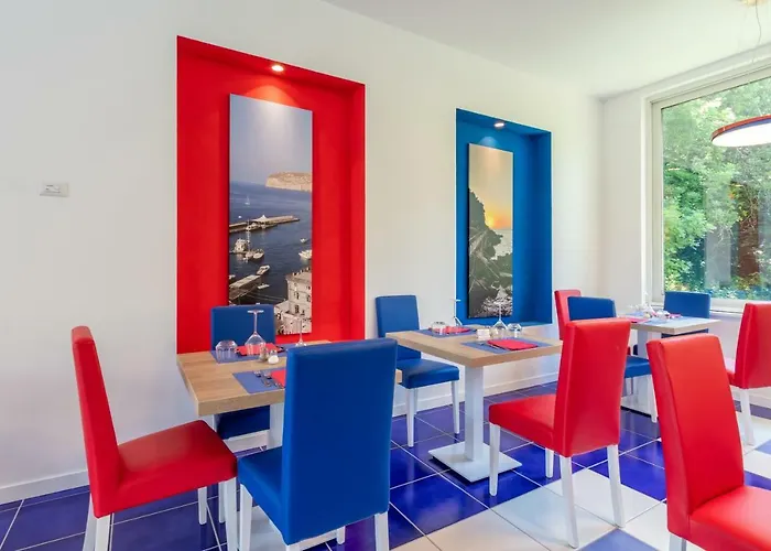 Metropole Hotel Península Sorrentina